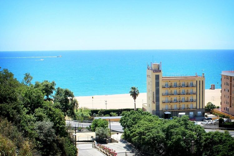 Guía de Los mejores hoteles de playa en España hotel Rocatel
